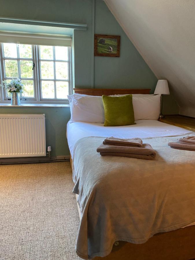 Priors Marston The Hollybush Inn And B&B المظهر الخارجي الصورة