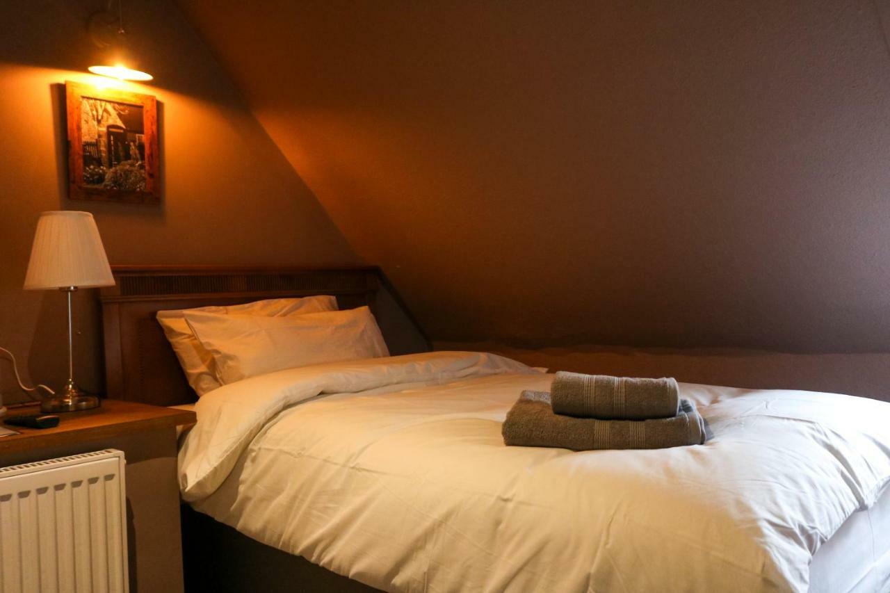 Priors Marston The Hollybush Inn And B&B المظهر الخارجي الصورة