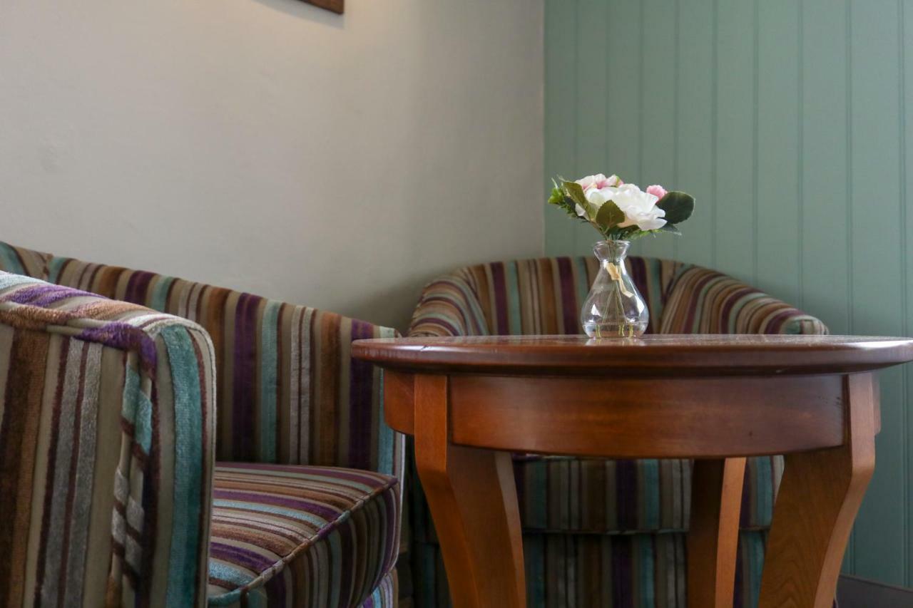 Priors Marston The Hollybush Inn And B&B المظهر الخارجي الصورة