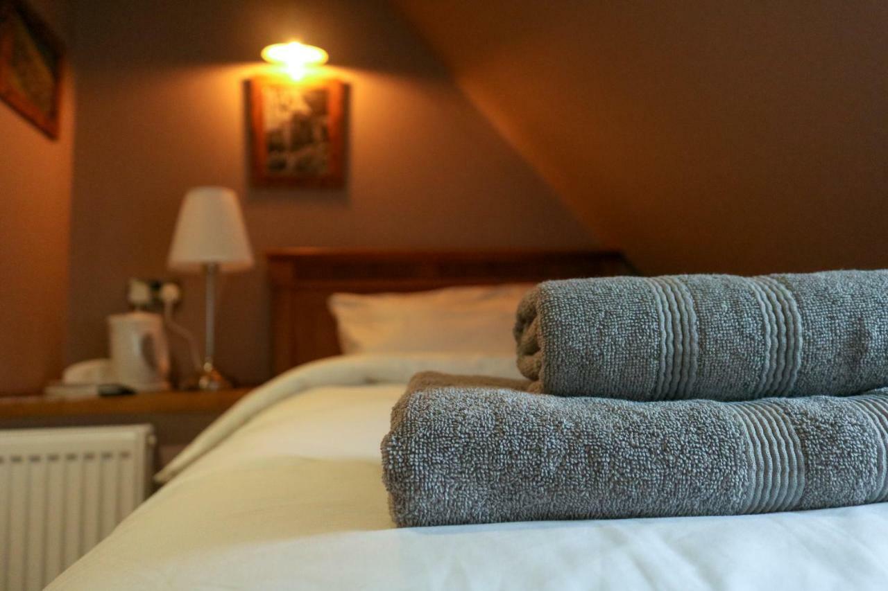 Priors Marston The Hollybush Inn And B&B المظهر الخارجي الصورة